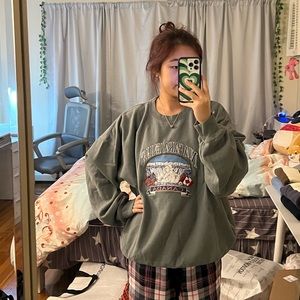 Brandy Melville oversized sweater